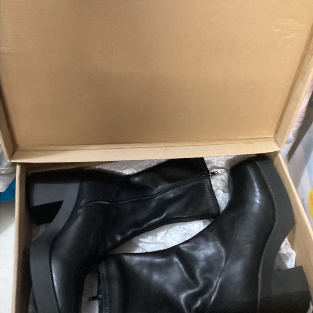 Steve Madden Black Heeled Boots